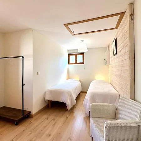 Guest house Mazet Suzie, 2 Chambres, Piscine & Parking Nimes