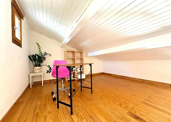 Mazet Suzie, 2 Chambres, Piscine & Parking